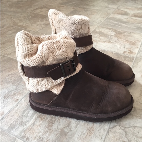UGG Other - UGG Cambridge boots size kids 4 excellent cond